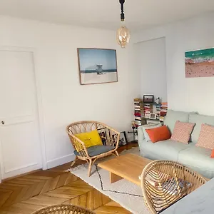  Appartement Au Pied De Montmartre